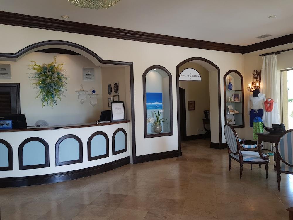 The Somerset On Grace Bay Exterior photo