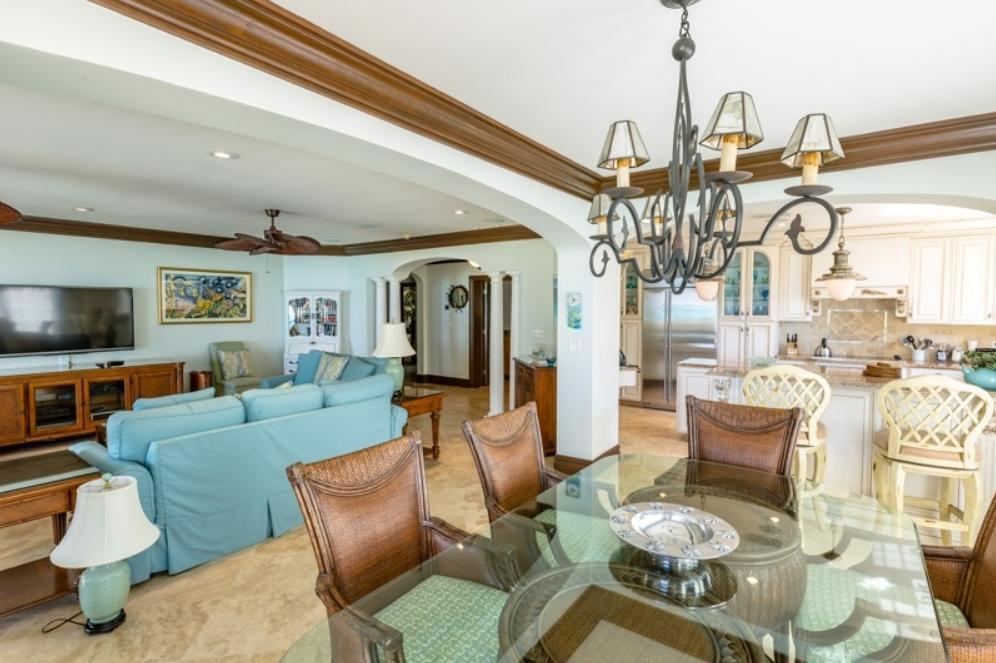 The Somerset On Grace Bay Exterior photo